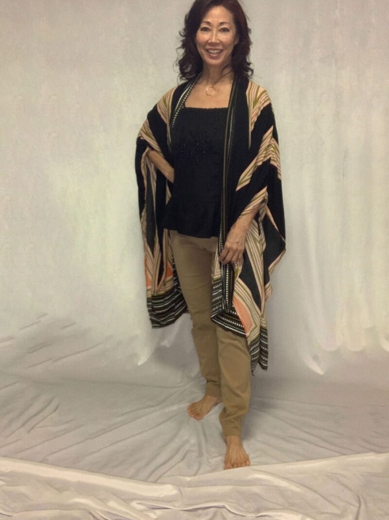 Amazon Kimono black and cream stripes