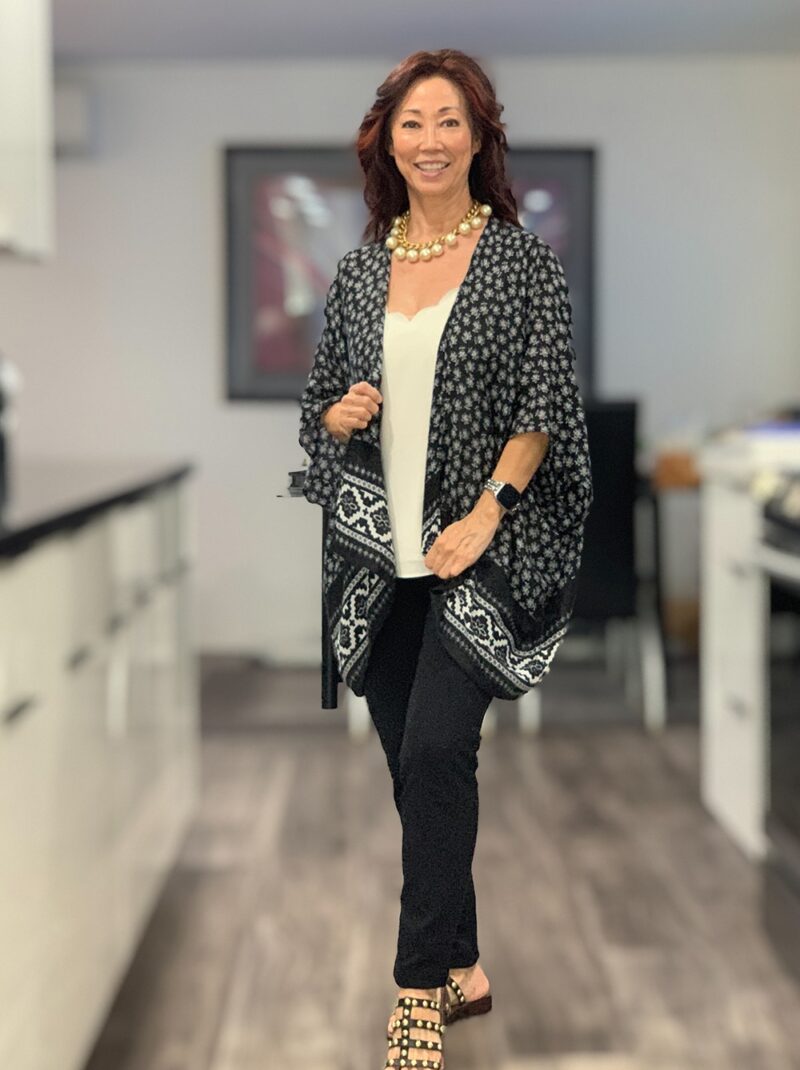 Black and White Kimono outfit for work